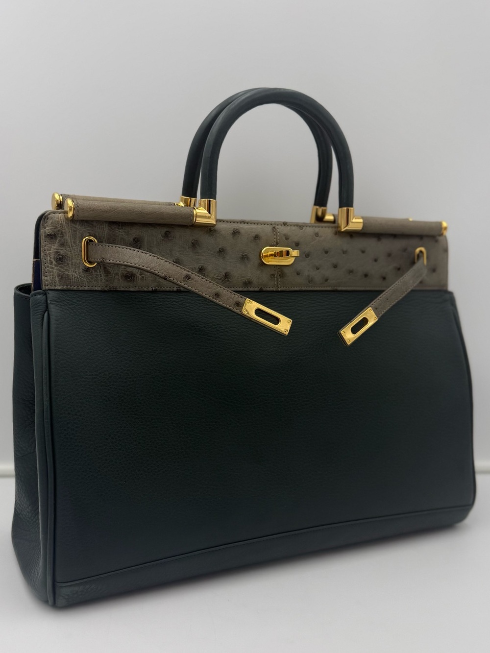 🗼CÉLENCEE GINZA • Green / Grey Touch Exotic OSTRICH 39 Loom Bag • Made in JAPAN